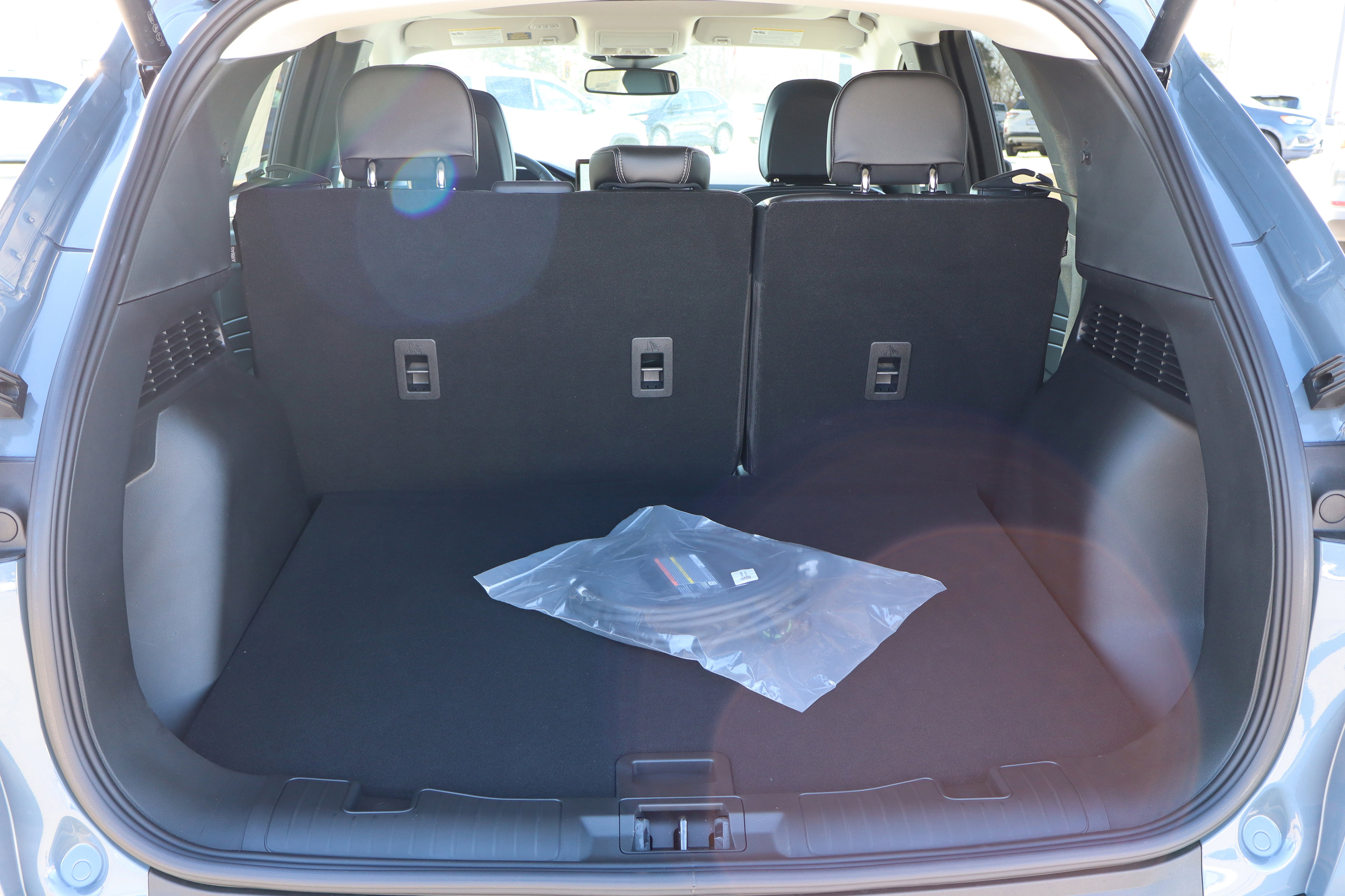 New 2025 Ford Escape SE w/ PHEV Premium Package image 30