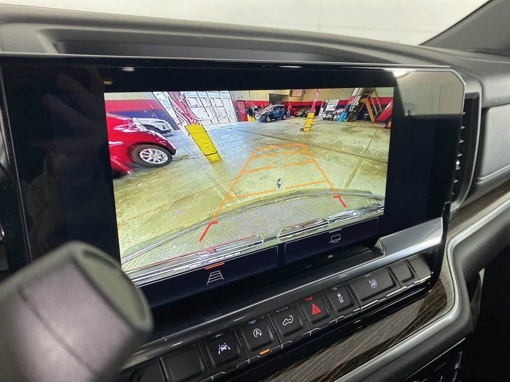 Used 2025 GMC Sierra 1500 Elevation image 16