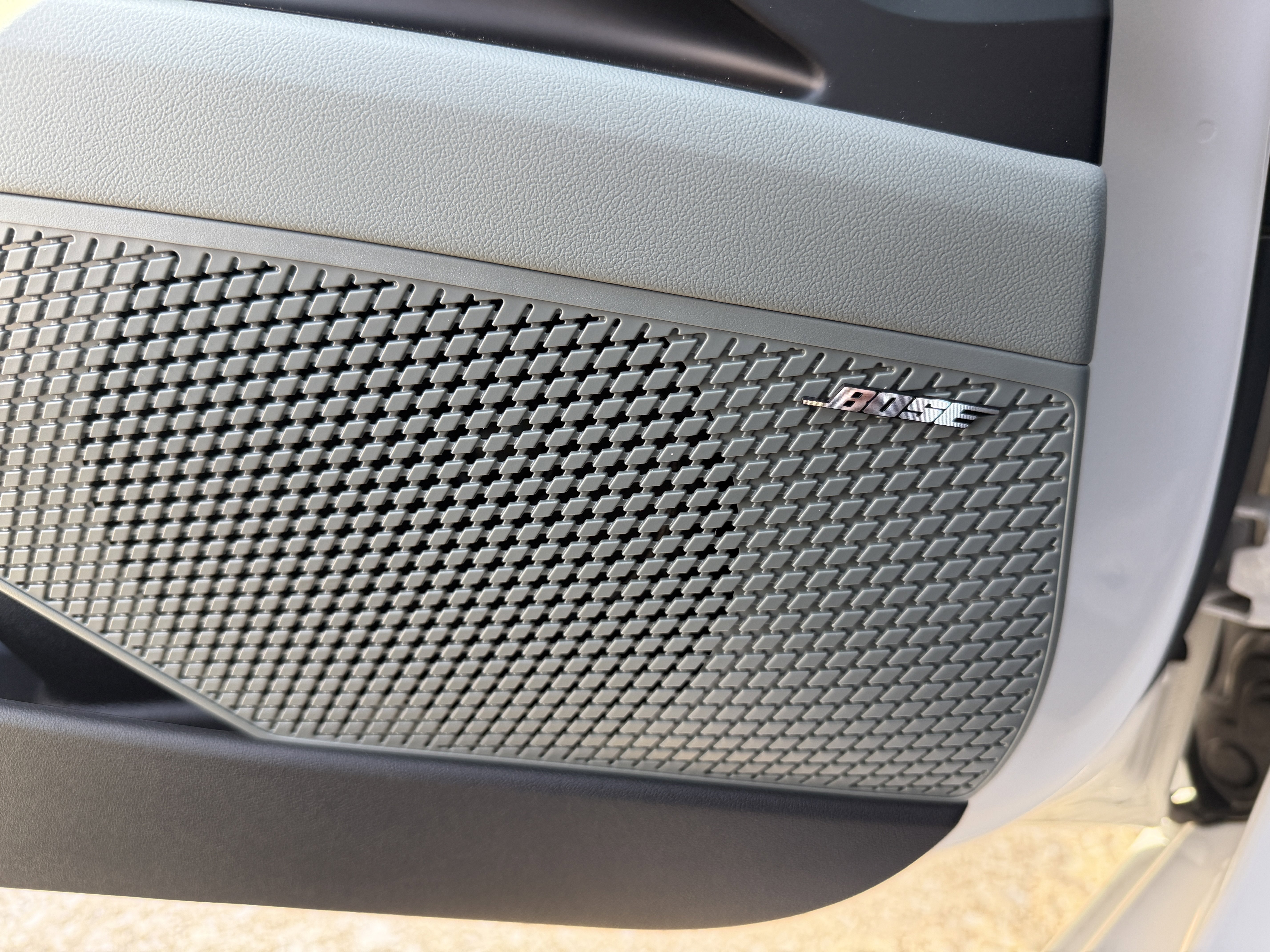 Certified 2025 Hyundai Elantra Limited image 29