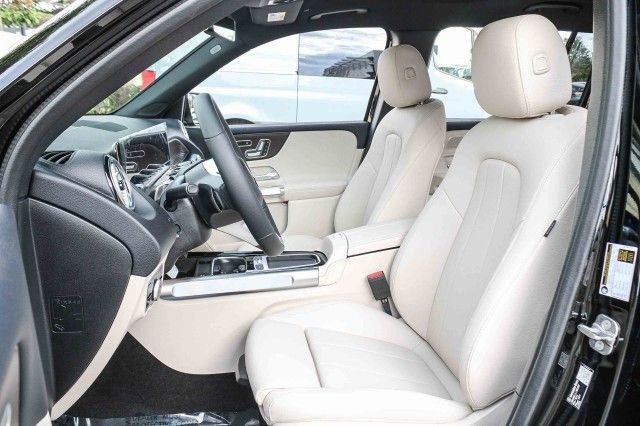 New 2026 Mercedes-Benz GLB 250 4MATIC image 19