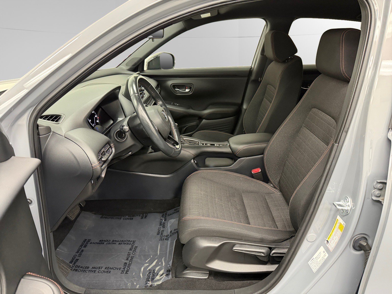 Used 2023 Honda HR-V Sport image 9