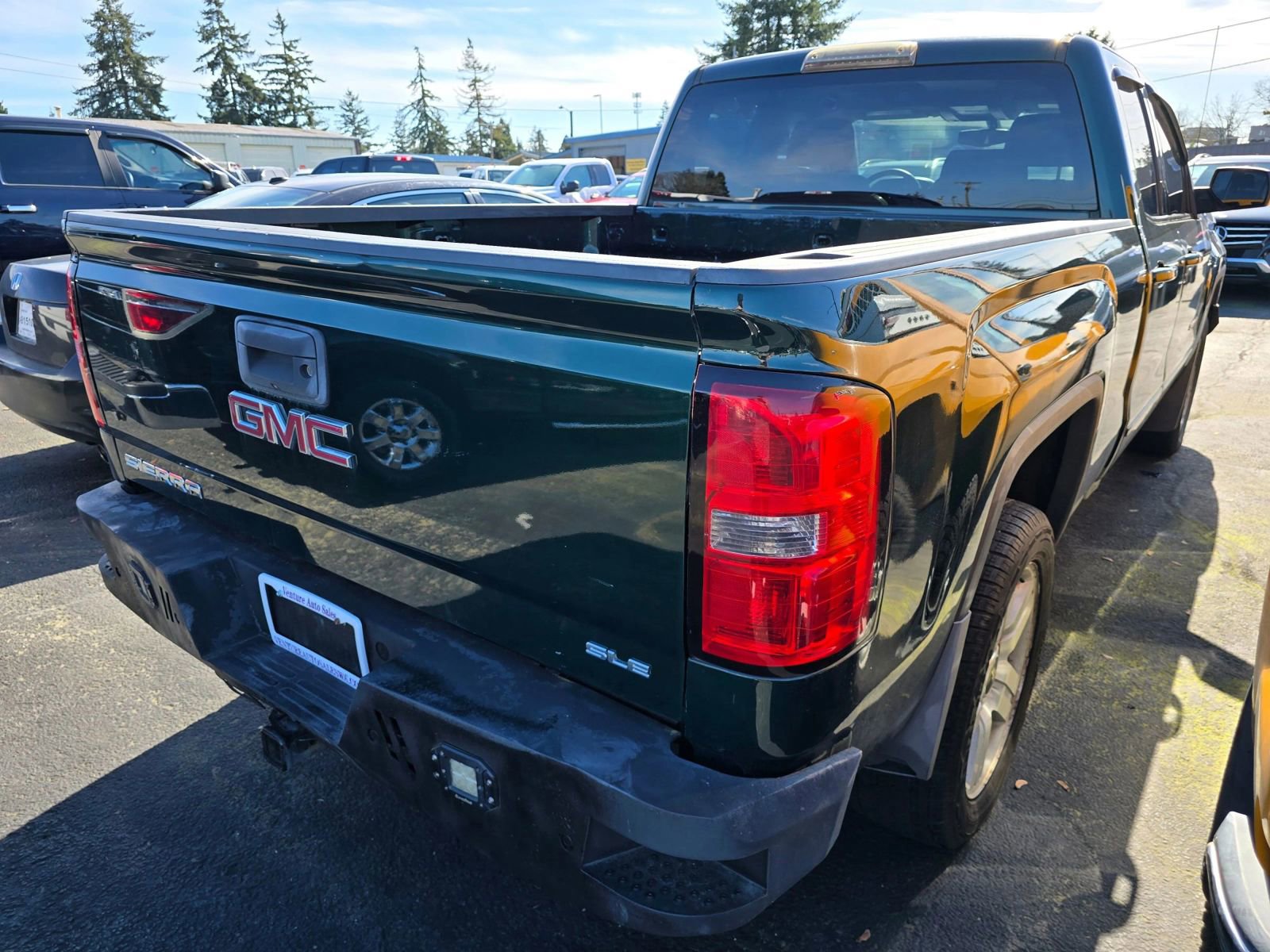 Used 2014 GMC Sierra 1500 SLE w/ SLE Value Package AWD/4WD image 4