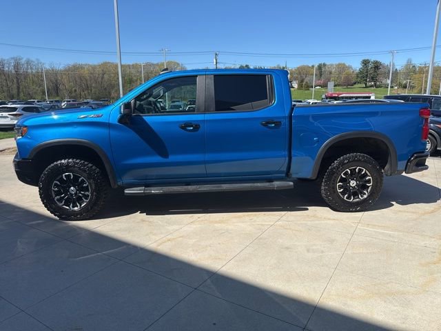Used 2023 Chevrolet Silverado 1500 ZR2 w/ Technology Package AWD/4WD image 4