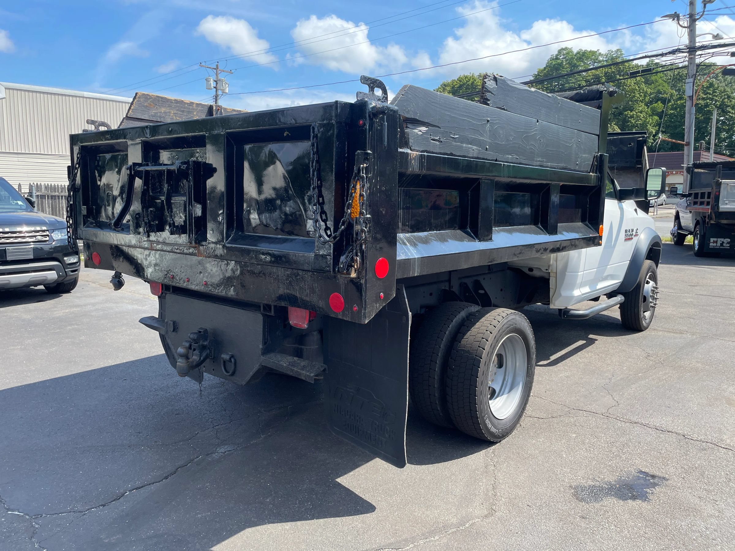 Used 2018 RAM 5500 Tradesman w/ Power & Remote Entry Group AWD/4WD image 5