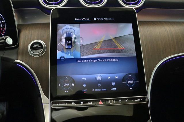 Used 2025 Mercedes-Benz GLC 350e 4MATIC w/ Driver Assistance Package image 27