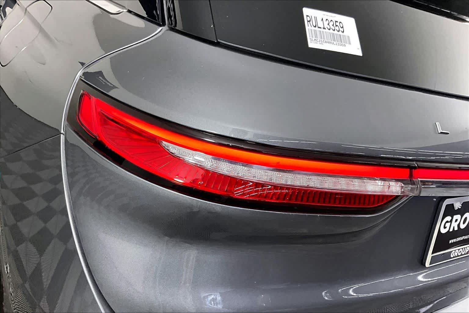 Used 2024 Lincoln Corsair FWD image 27
