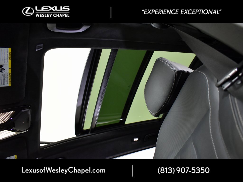 Used 2022 BMW X7 M50i w/ Luxury Seating Package image 43