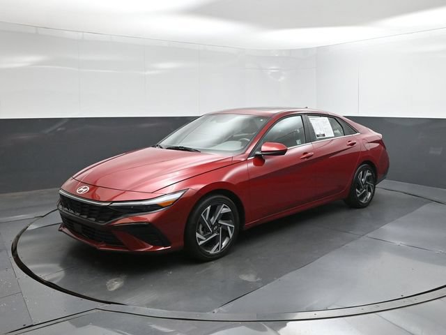 Used 2025 Hyundai Elantra SEL FWD image 32