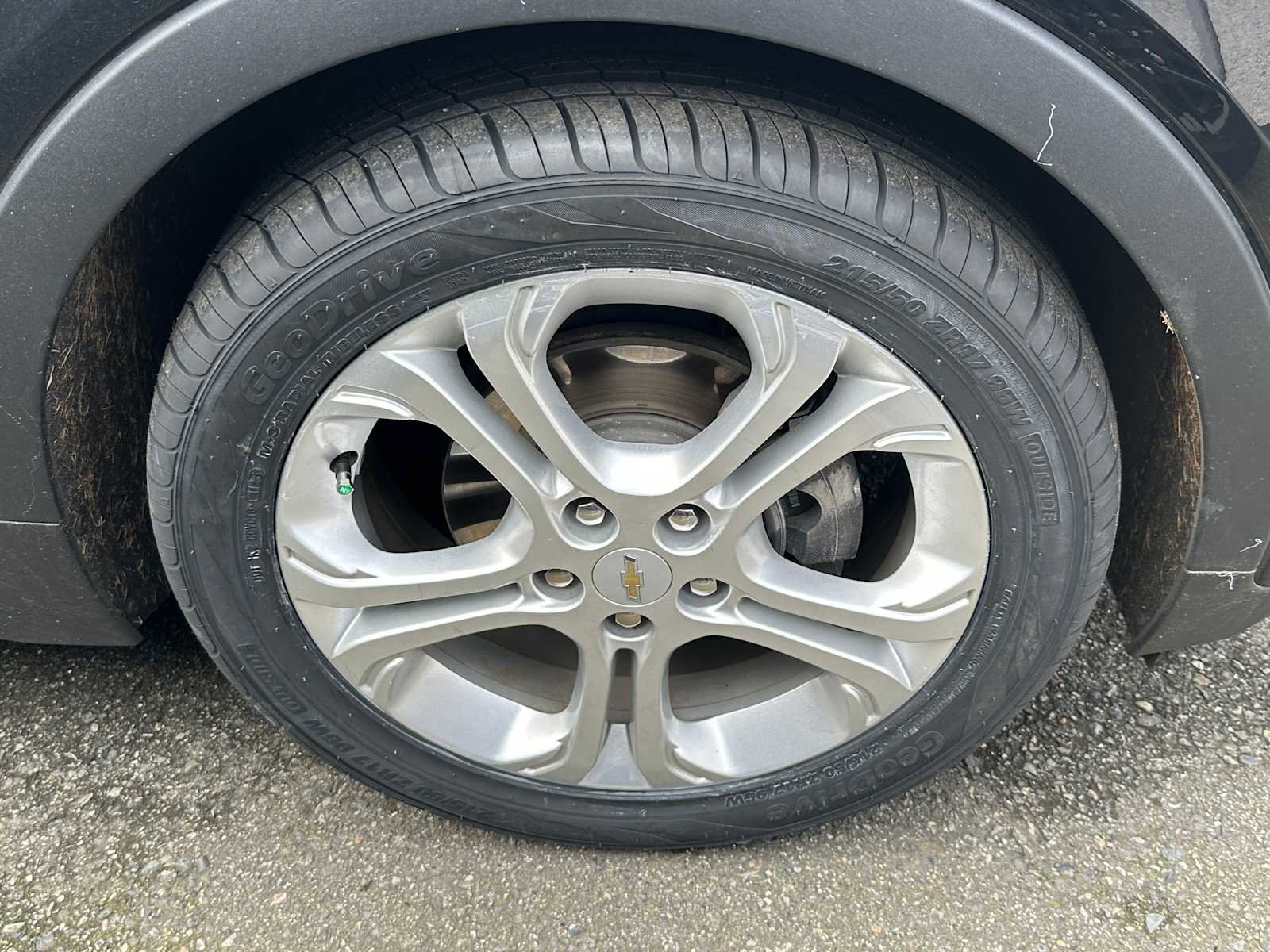 Used 2021 Chevrolet Bolt LT image 4