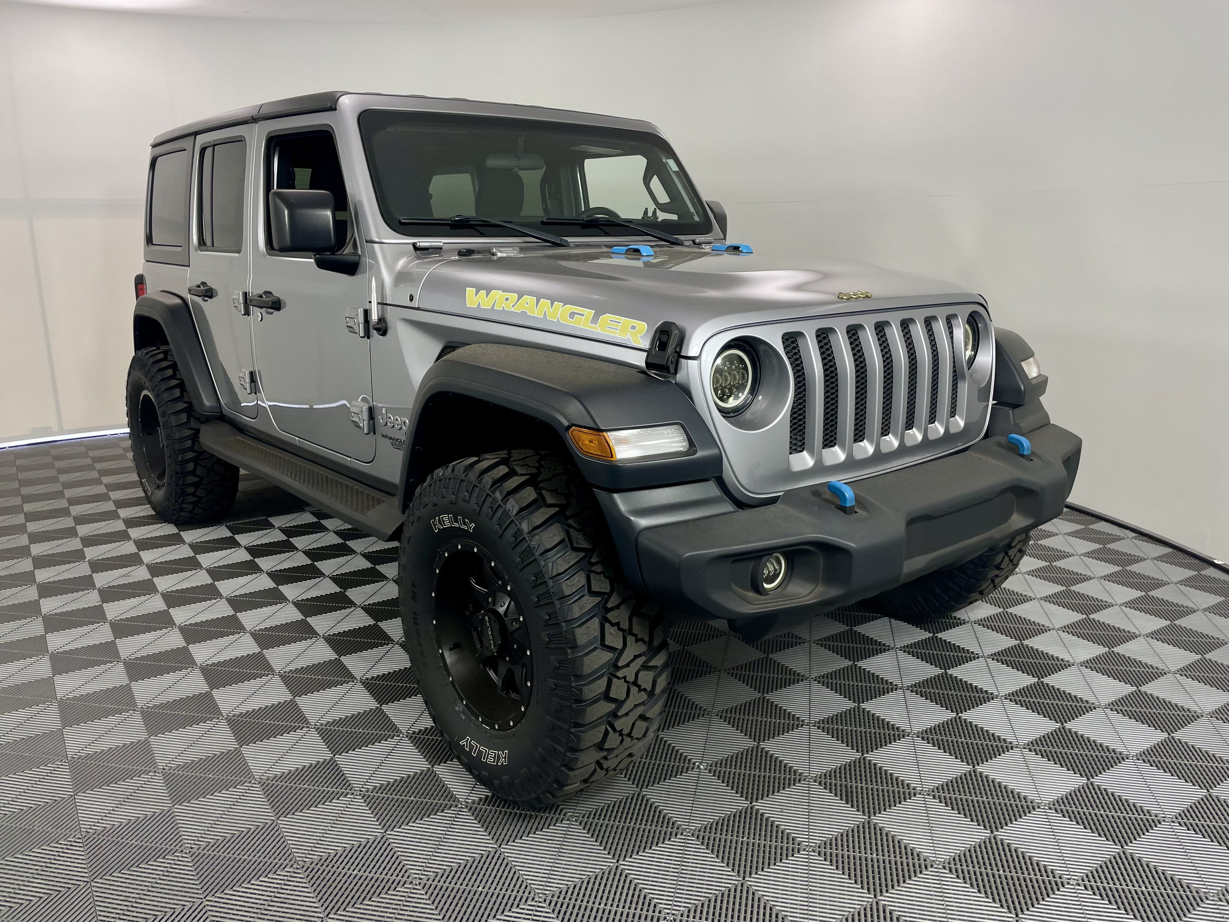 Used 2018 Jeep Wrangler Unlimited Sport S AWD/4WD image 7