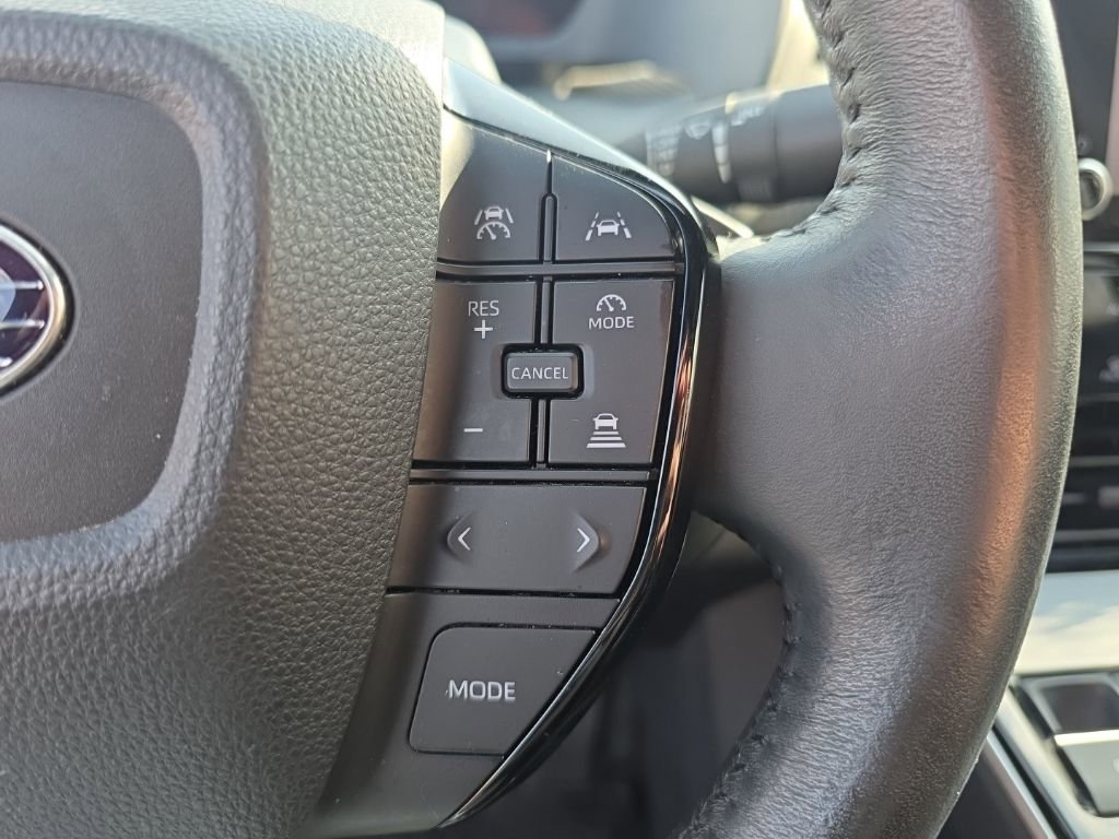 Used 2023 Subaru Solterra AWD image 21