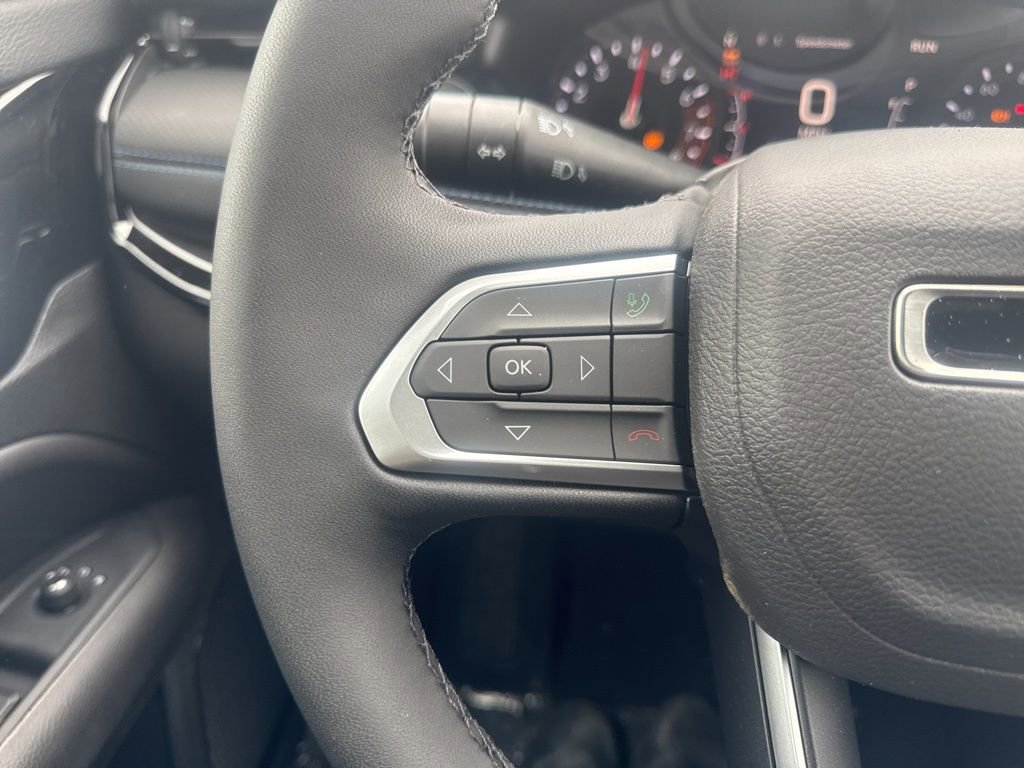 New 2026 Jeep Compass Latitude image 17