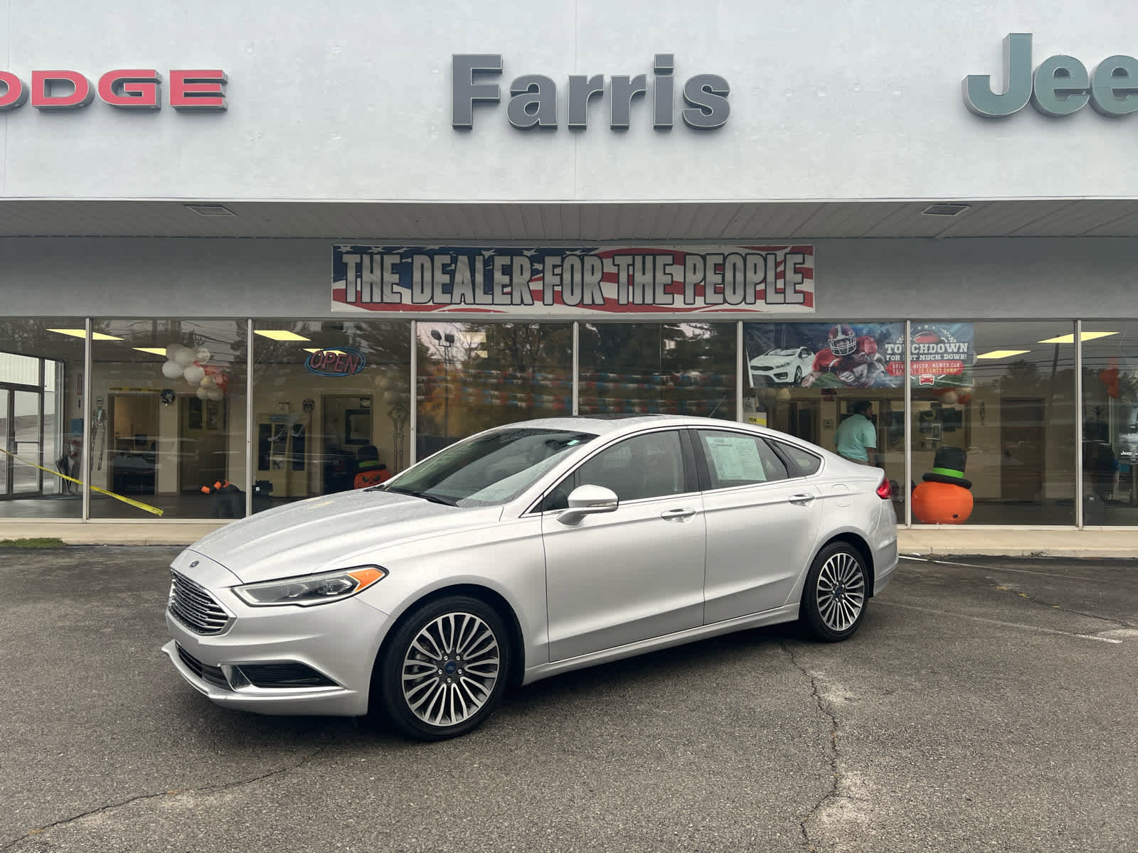Used 2018 Ford Fusion SE w/ Fusion SE Technology Package