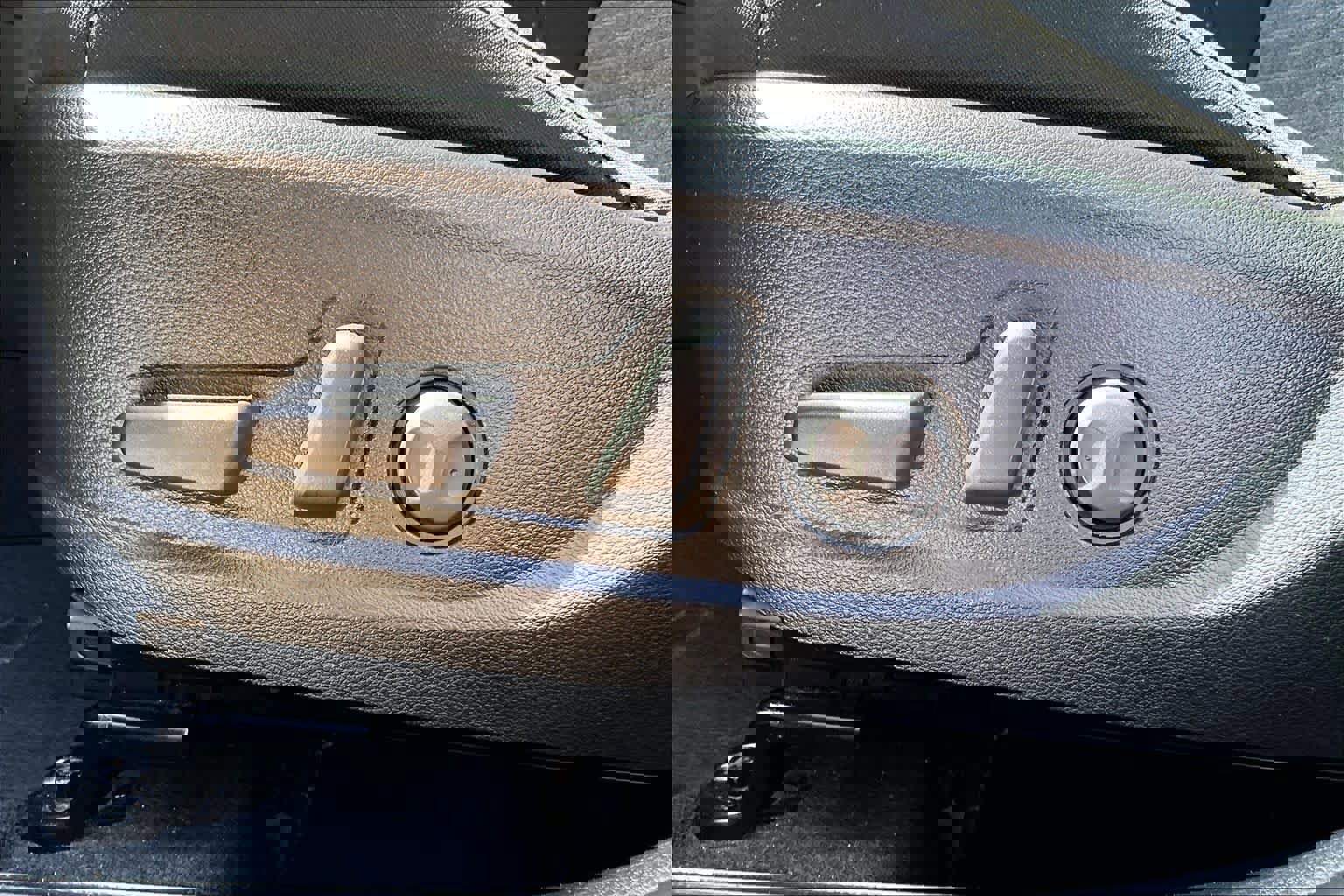 Used 2023 Kia Soul EX image 32