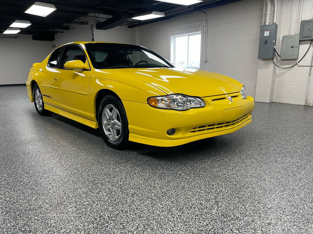 Used 2003 Chevrolet Monte Carlo SS FWD image 4