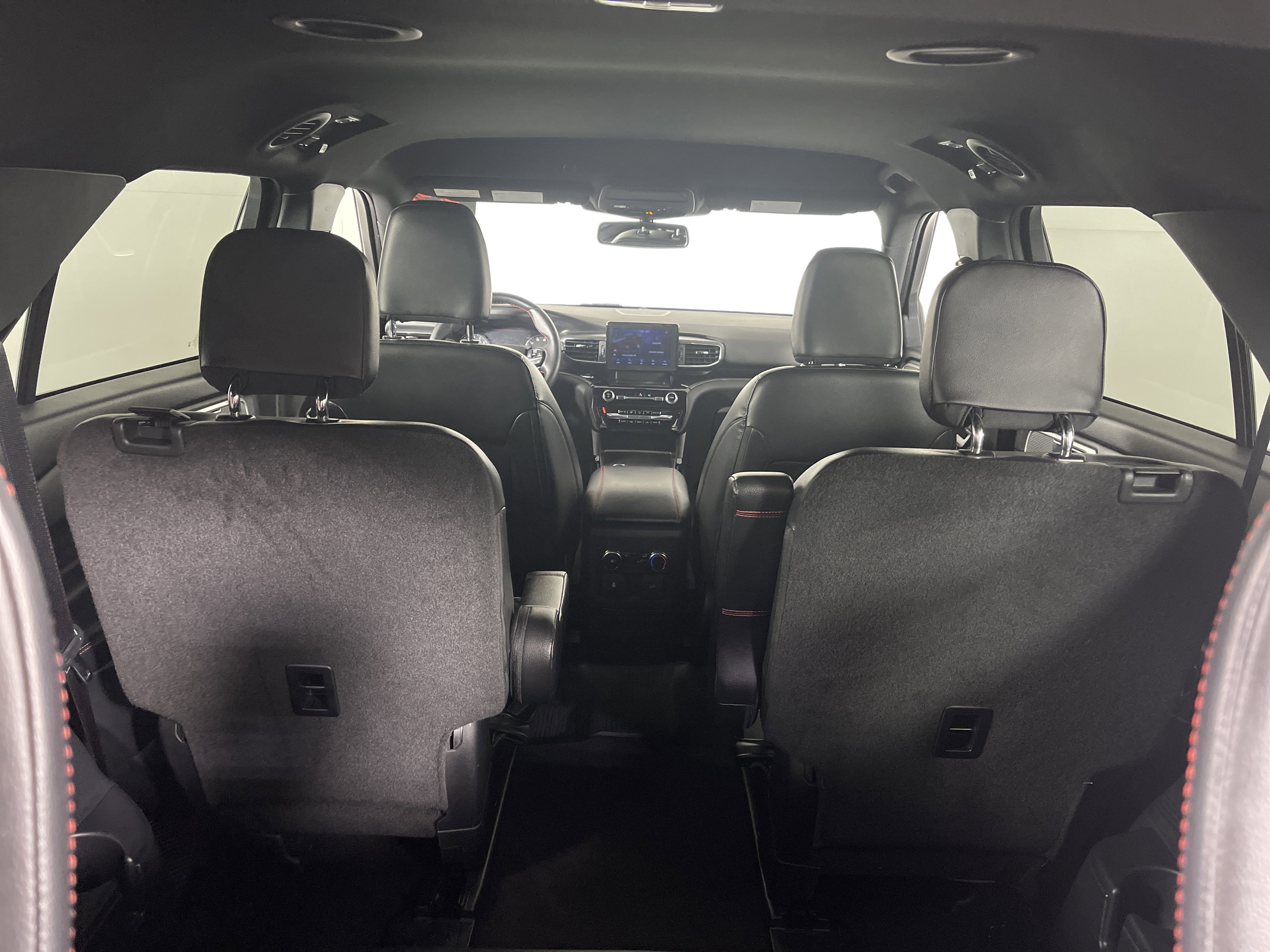 Used 2022 Ford Explorer ST-Line image 16