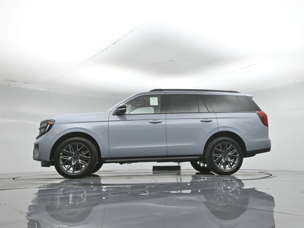 New 2026 Ford Expedition Platinum w/ Stealth Appearance Package AWD/4WD image 7
