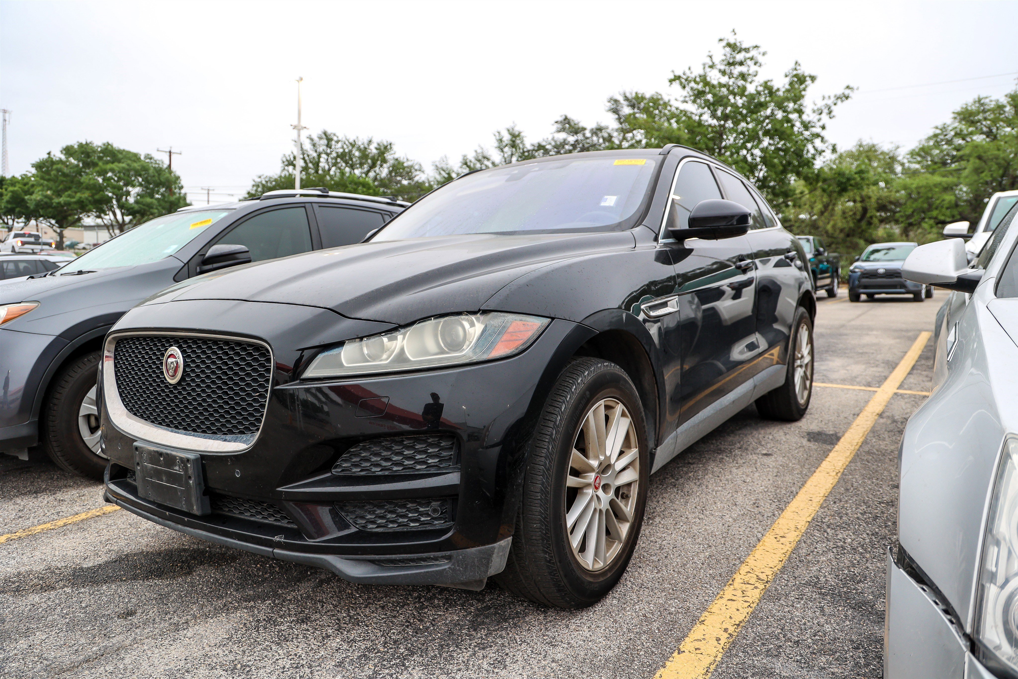 Used 2019 Jaguar F-PACE Prestige