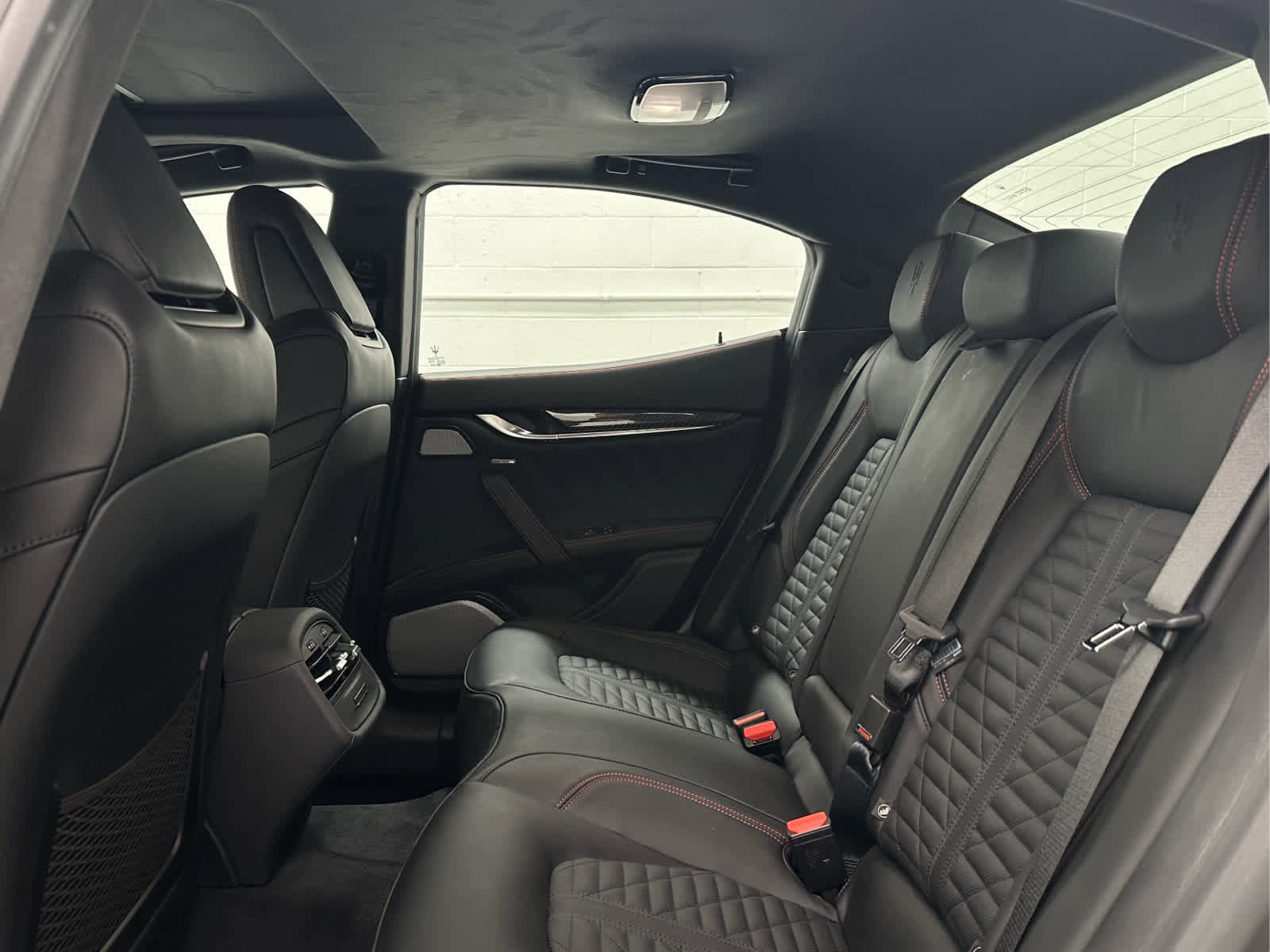 Used 2022 Maserati Ghibli Trofeo image 15