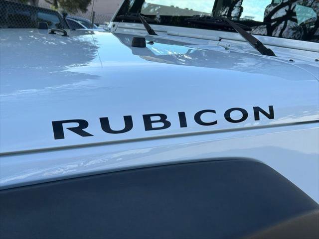 Certified 2017 Jeep Wrangler Unlimited Rubicon w/ Connectivity Group image 23