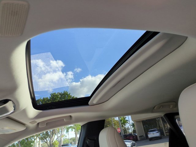 Used 2025 Lexus RX 350 image 19