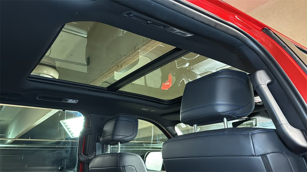 Used 2025 Toyota Sequoia Platinum image 14