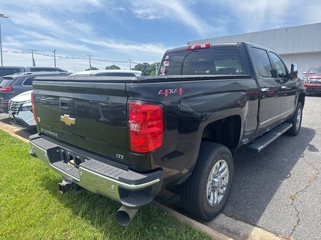 Used 2019 Chevrolet Silverado 2500 LTZ w/ Duramax Plus Package AWD/4WD image 4