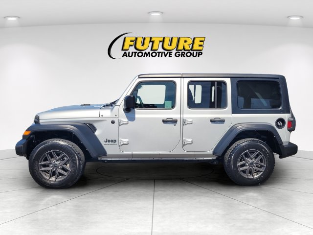 Used 2024 Jeep Wrangler Unlimited Sport AWD/4WD image 6