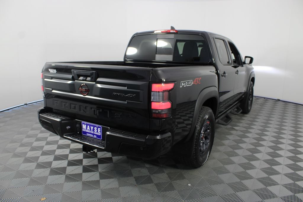 Used 2025 Nissan Frontier PRO-4X AWD/4WD image 23