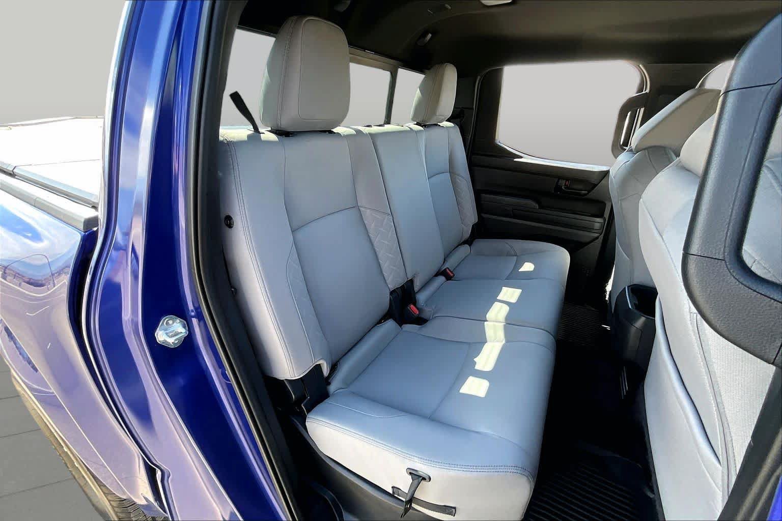 Used 2025 Toyota Tacoma SR5 AWD/4WD image 20