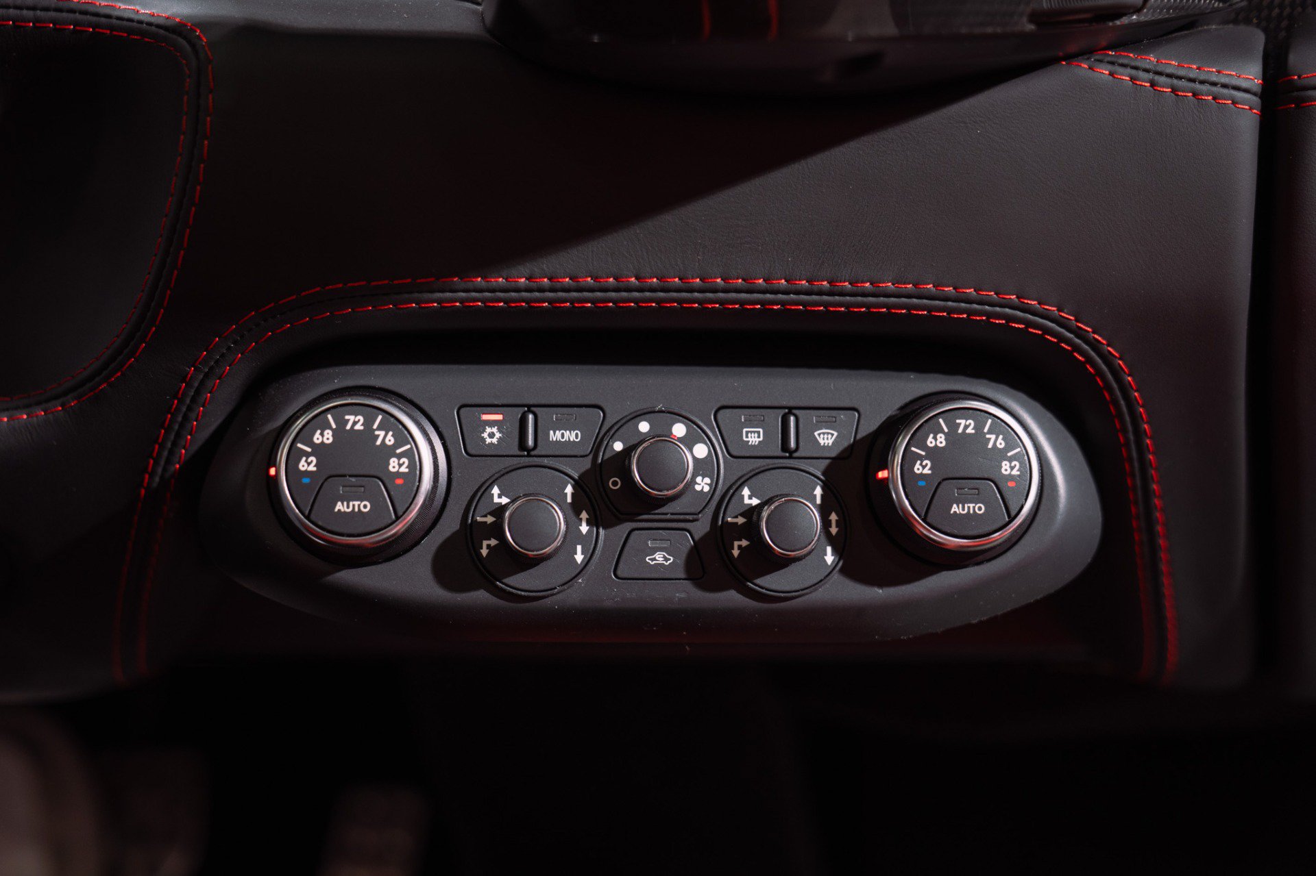 Used 2014 Ferrari 458 Spider RWD image 46