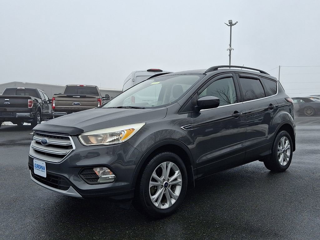 Certified 2018 Ford Escape SE image 3