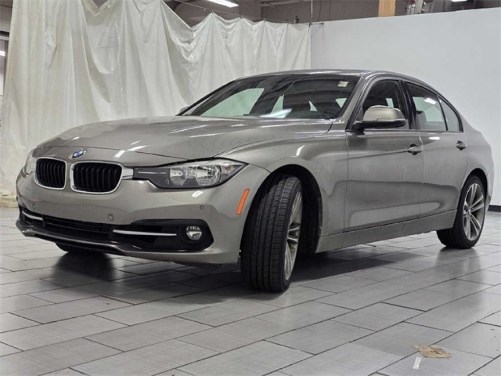 Used 2016 BMW 328i xDrive Sedan AWD/4WD image 12