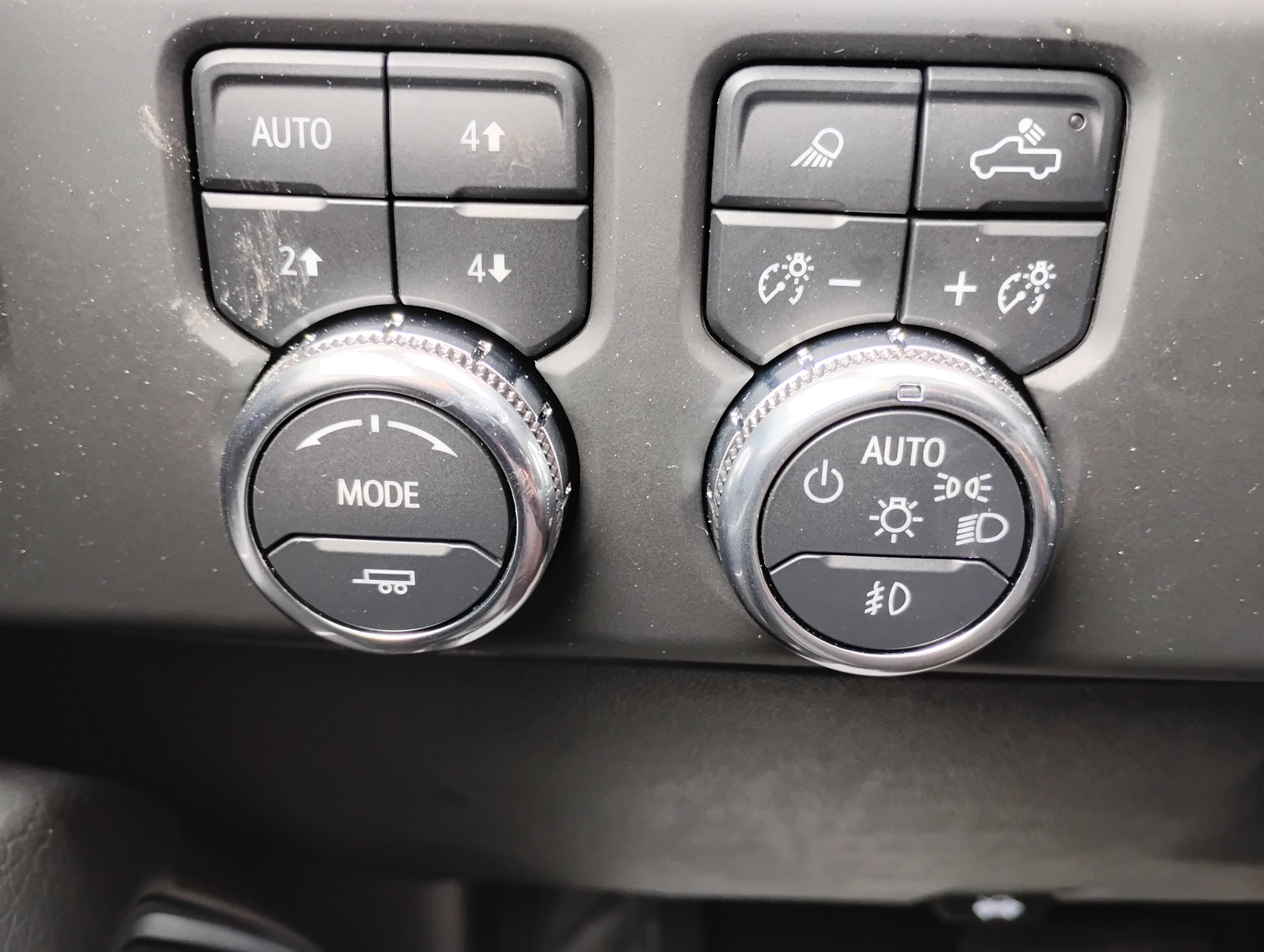 New 2025 GMC Sierra 2500 Denali w/ Denali Reserve Package image 21