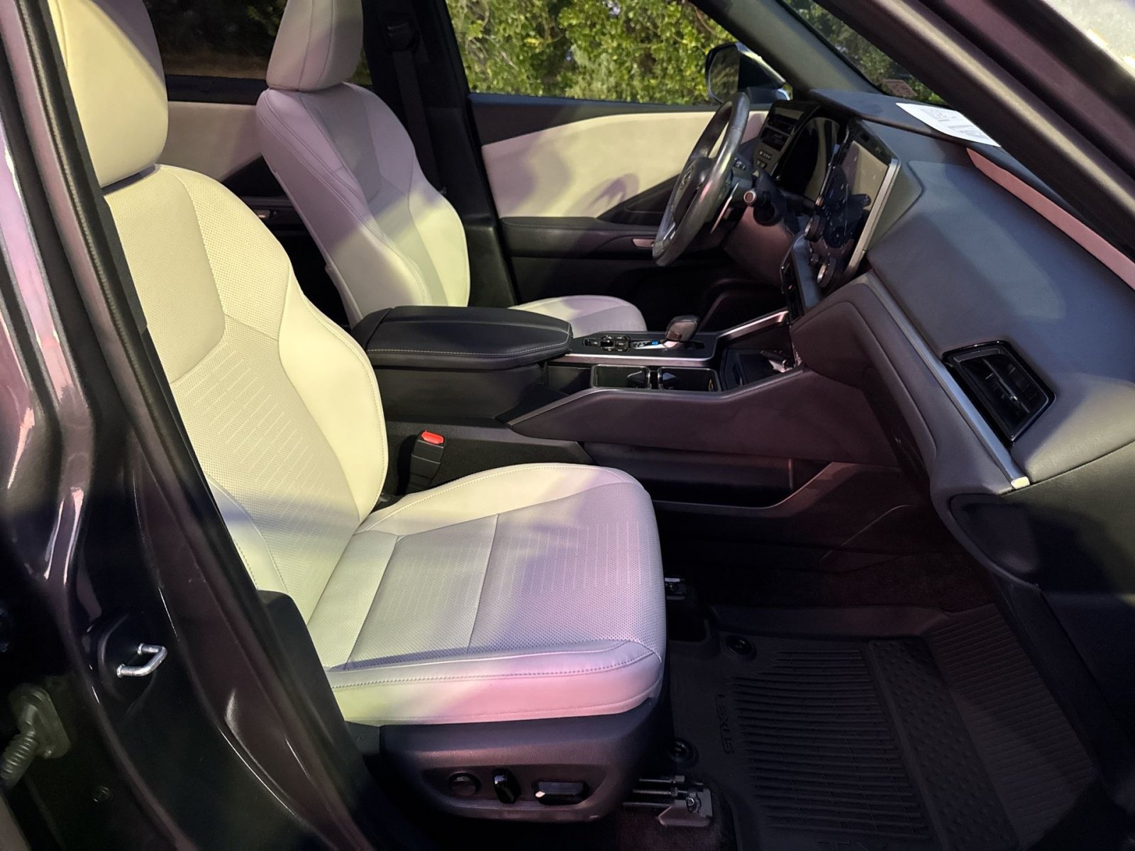 Used 2024 Lexus TX 350 AWD w/ Captains Chair Package image 33