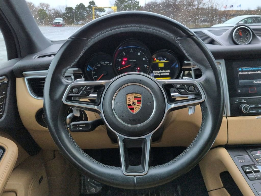 Used 2018 Porsche Macan image 19