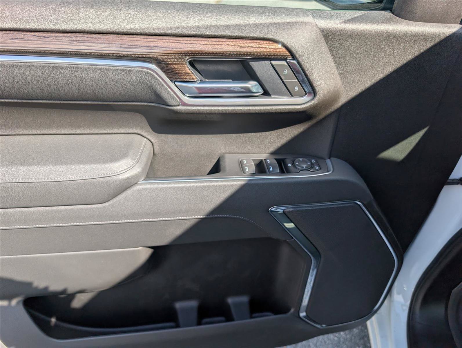 New 2026 Chevrolet Silverado 1500 LT AWD/4WD image 16