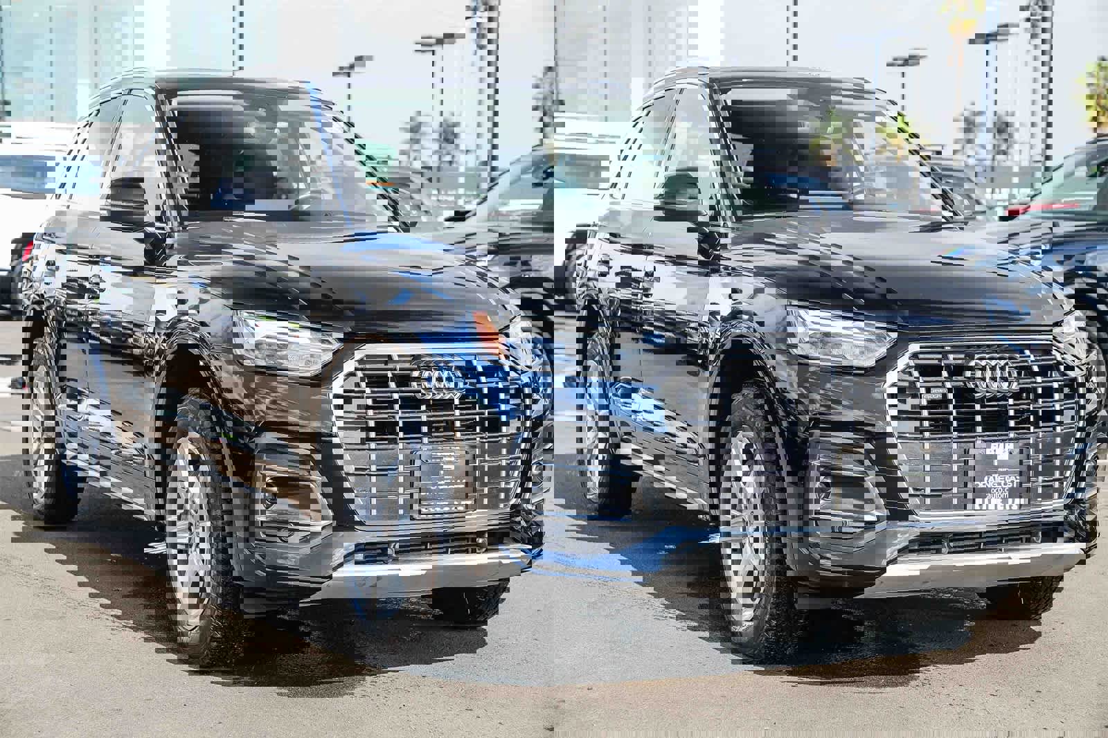 Used 2021 Audi Q5 Premium image 3