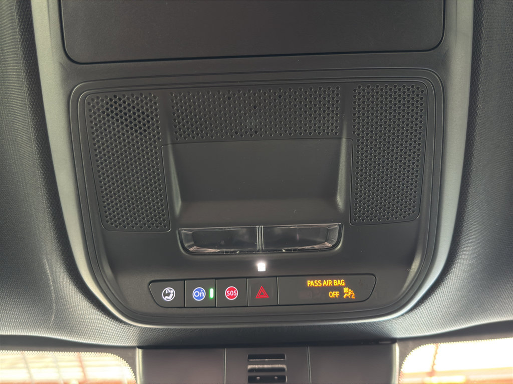 New 2026 Chevrolet Traverse LT w/ LPO, Floor Liner Package image 17