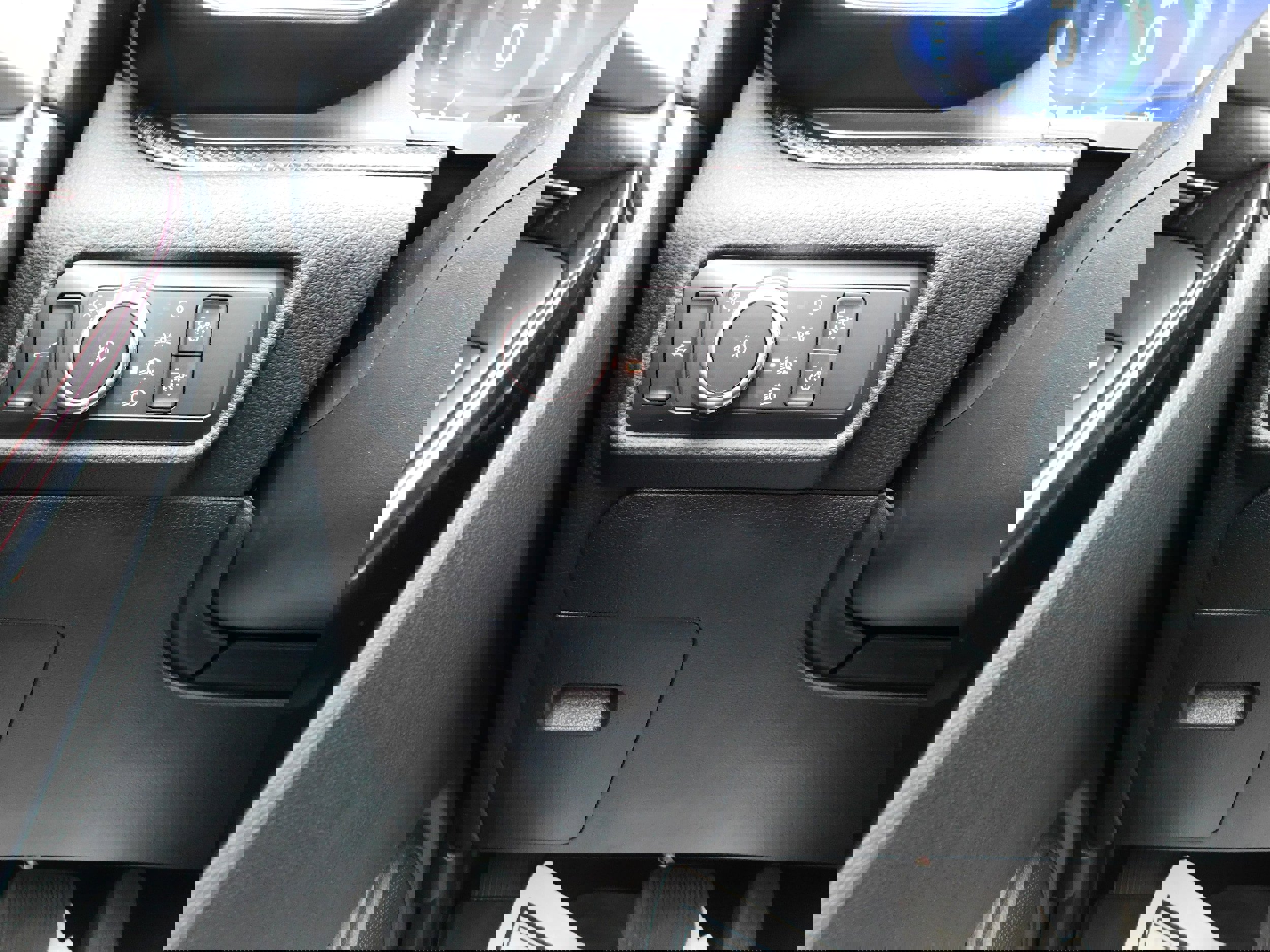 Used 2021 Ford Explorer ST w/ Equipment Group 401A image 21