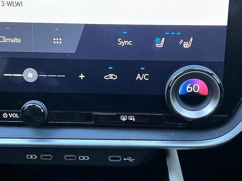 Used 2024 Lexus RZ 300e Premium w/ Accessory Package (Z1) image 34