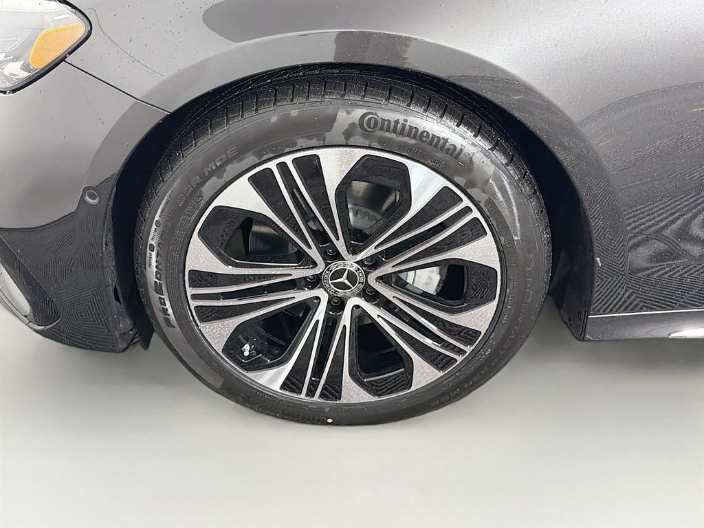 New 2026 Mercedes-Benz E 350 4MATIC Sedan image 32