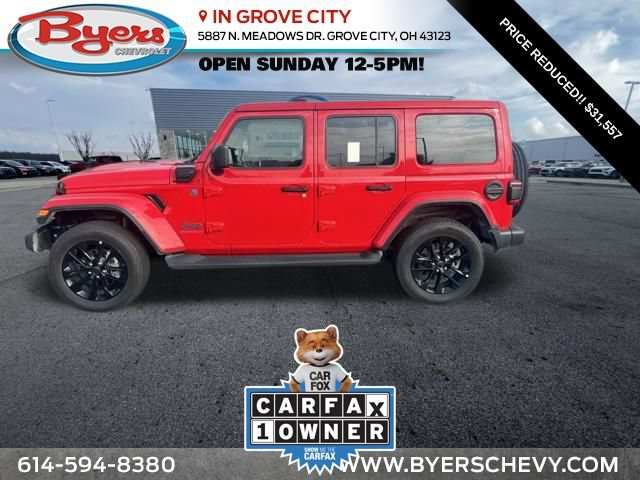 Used 2025 Jeep Wrangler Unlimited Sahara AWD/4WD image 1