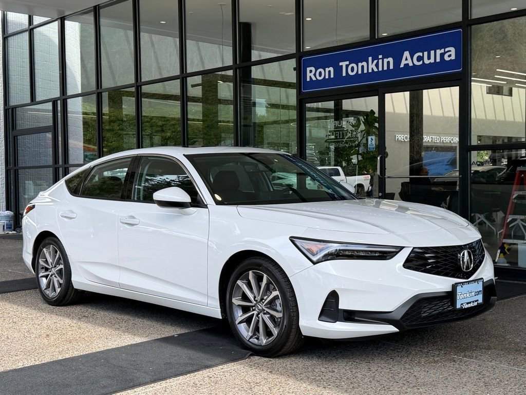 New 2026 Acura Integra FWD image 2