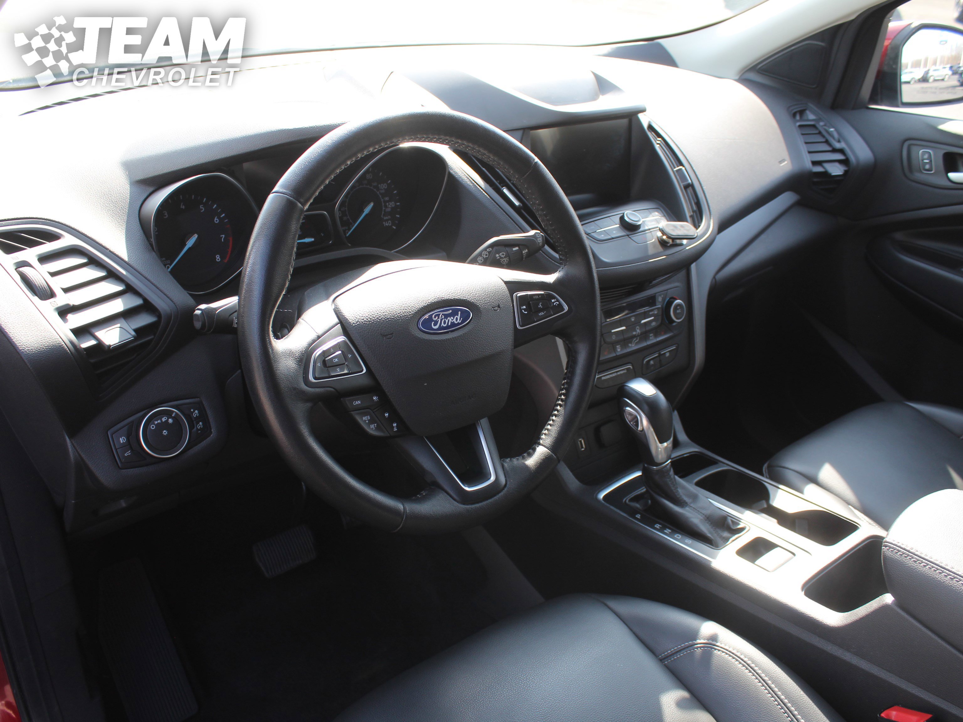 Used 2019 Ford Escape SEL image 13