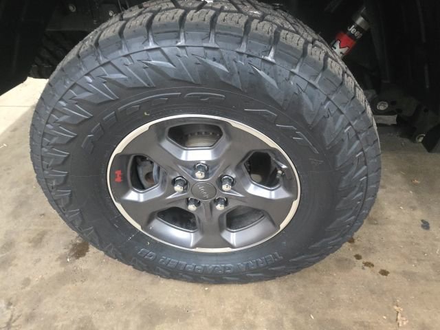 Used 2020 Jeep Gladiator Rubicon image 9