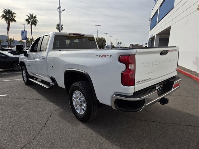 Used 2022 Chevrolet Silverado 3500 LT w/ Convenience Package image 4