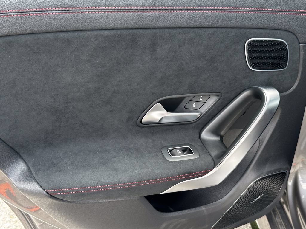 New 2025 Mercedes-Benz CLA 35 AMG 4MATIC image 24