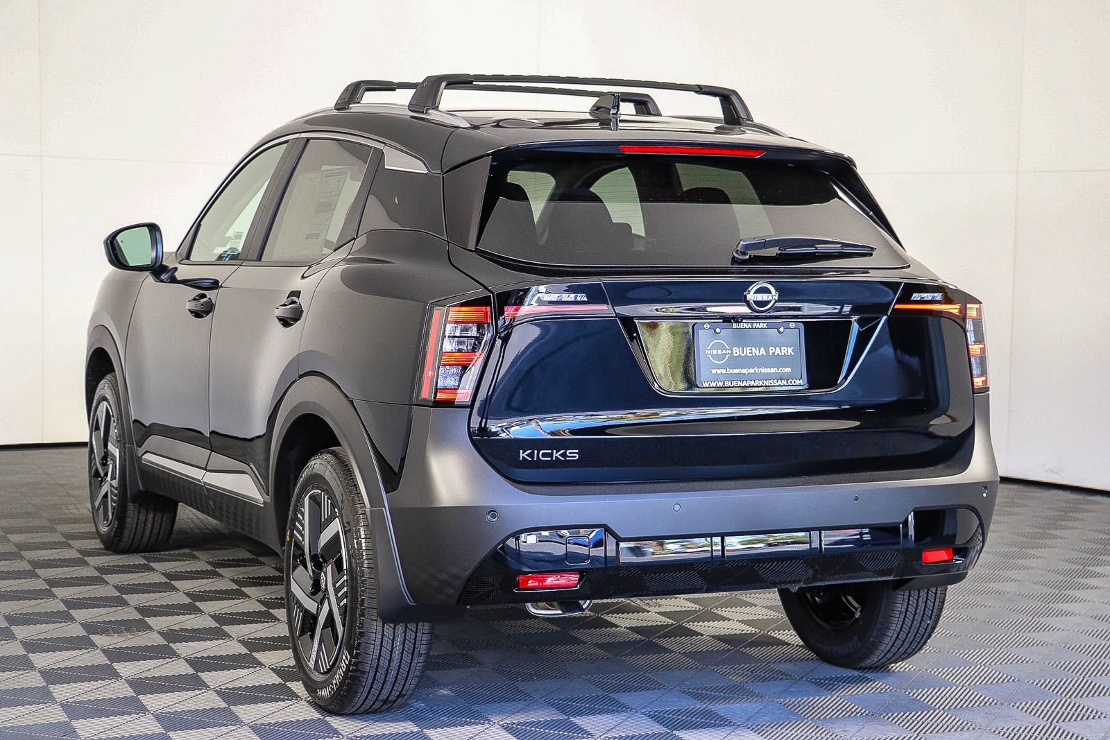 New 2027 Nissan Kicks SV FWD image 7
