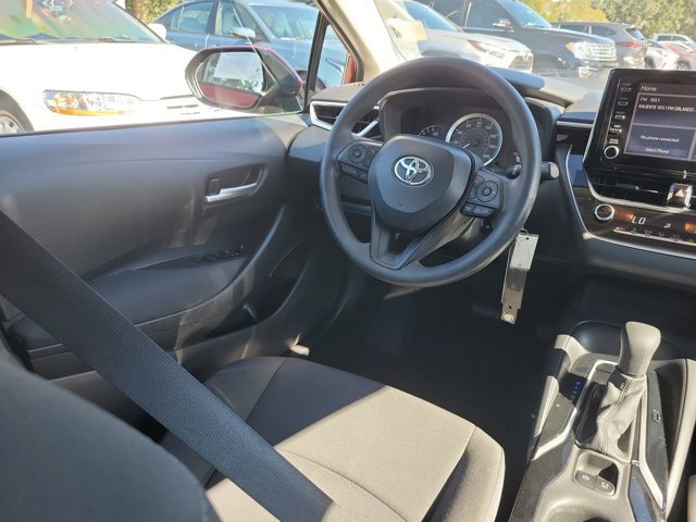 Used 2020 Toyota Corolla LE image 7